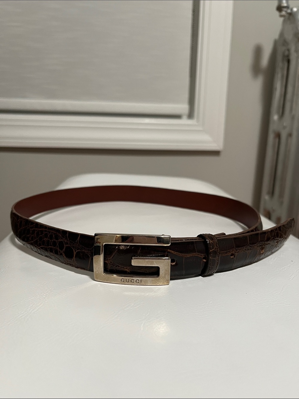 Gucci Brown Croc-Embossed Leather Belt with Signature G Buckle